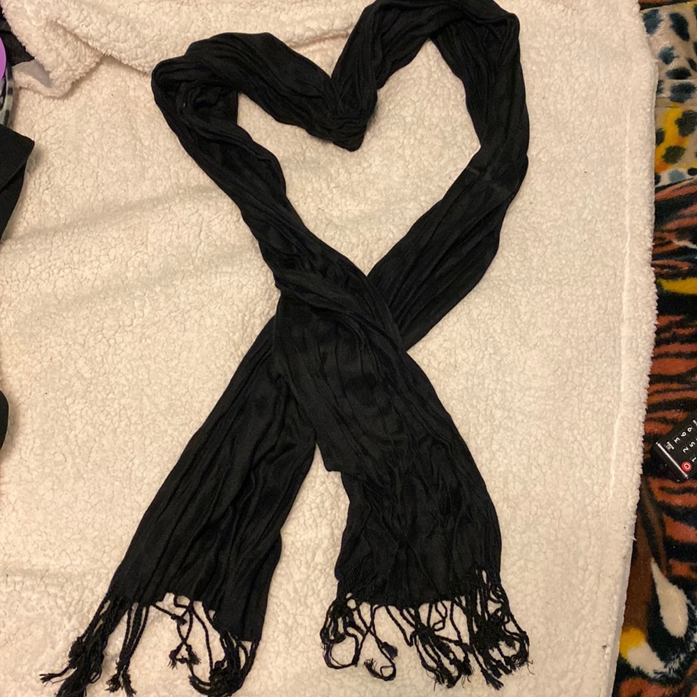 Black scarf